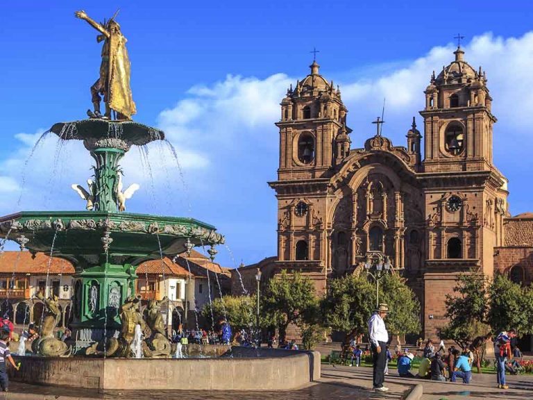 cusco-city-tour-plaza-de-armas-01
