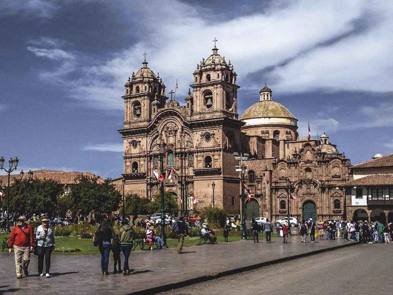 cusco-city-tour-plaza-de-armas-02
