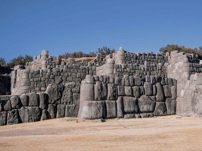cusco-city-tour-sacsayhuaman-01